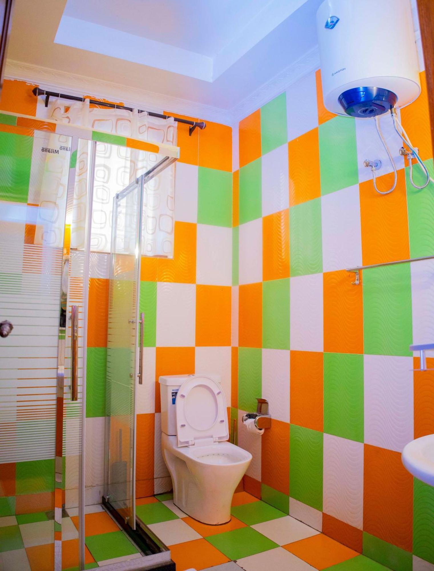 The Vibrant Lodge Gacuriro Kigali Eksteriør billede
