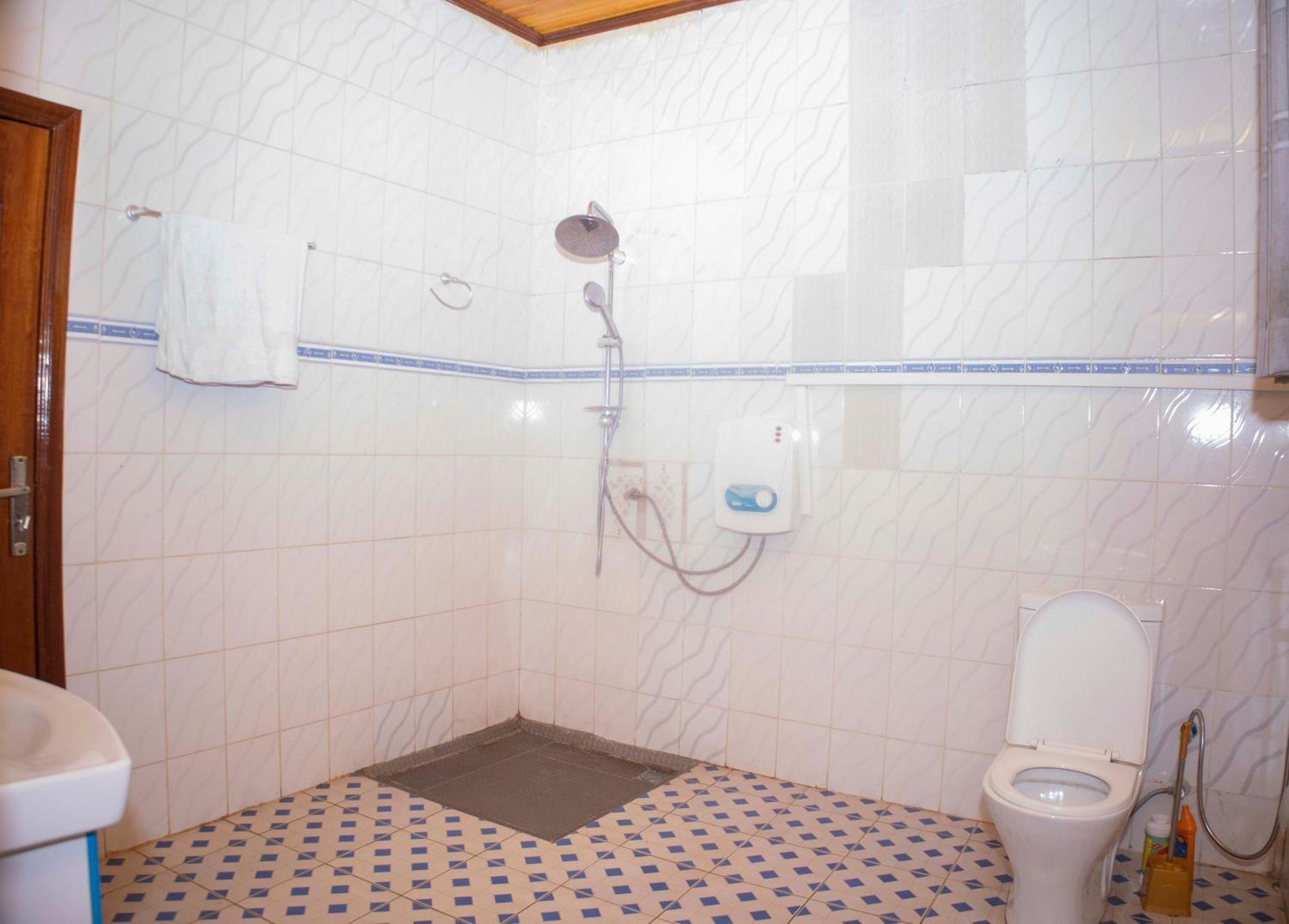 The Vibrant Lodge Gacuriro Kigali Eksteriør billede