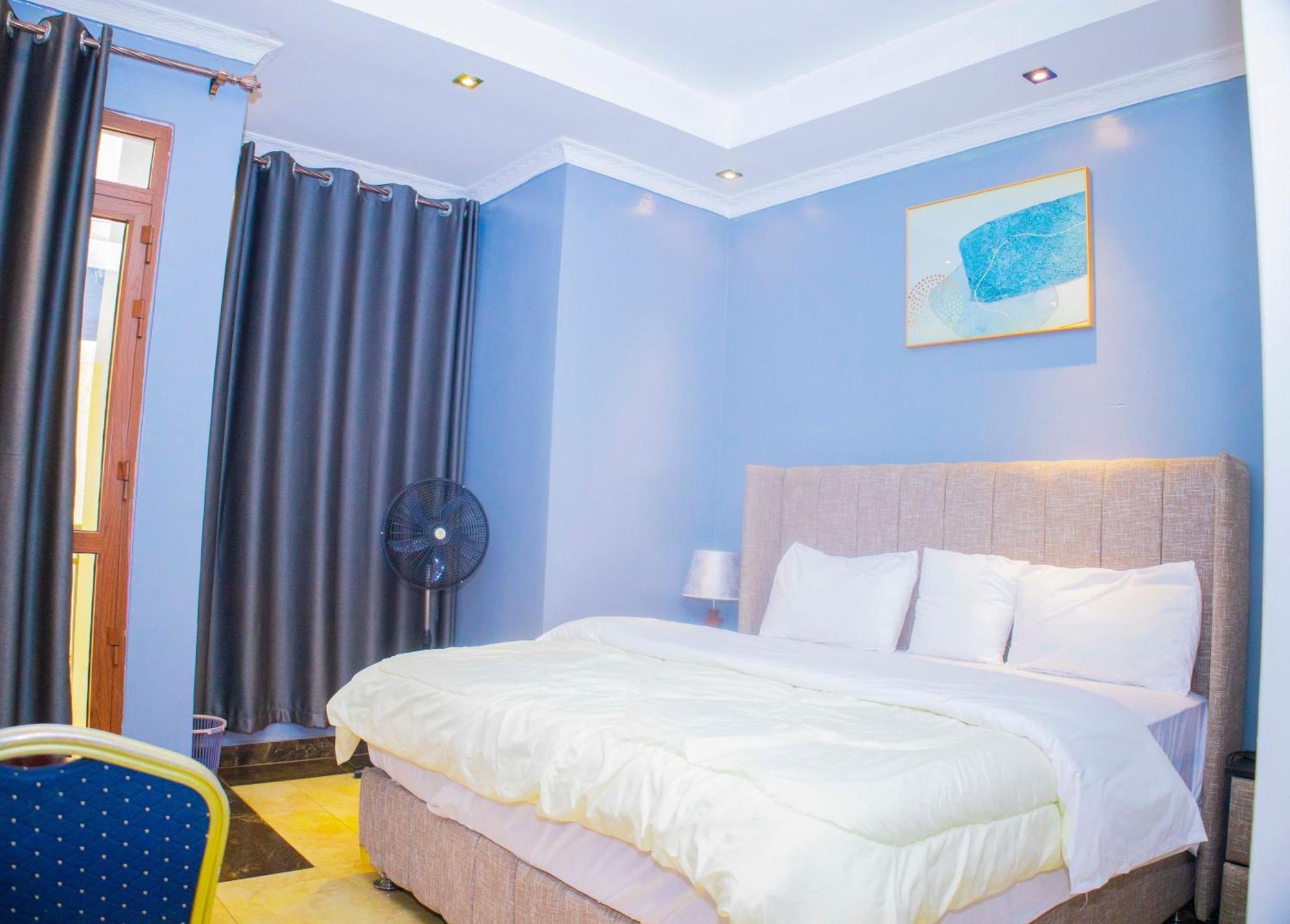 The Vibrant Lodge Gacuriro Kigali Eksteriør billede